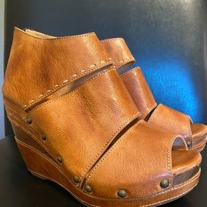Bed Stu wedges